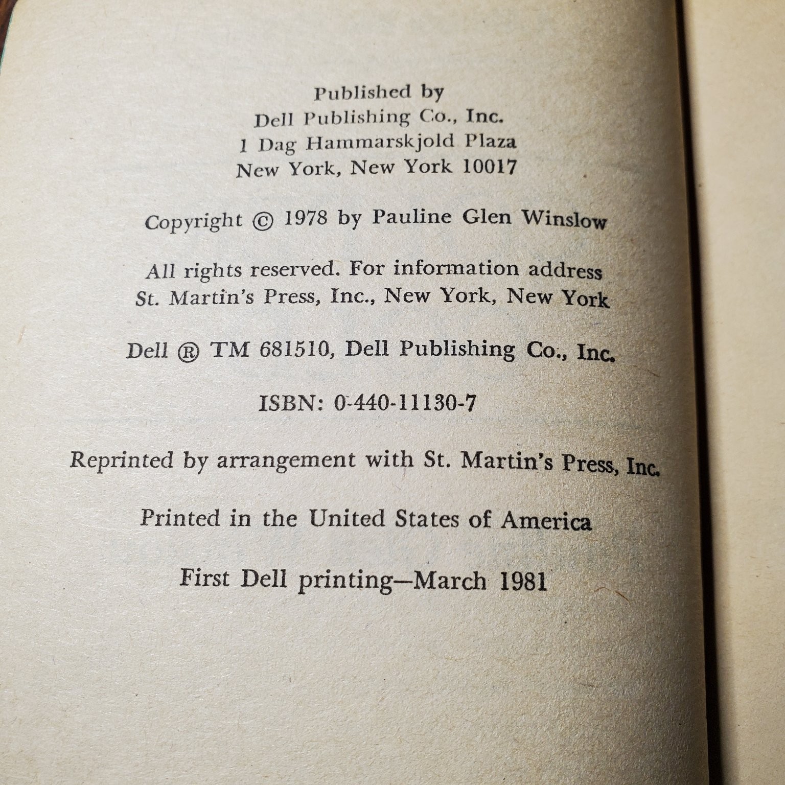 Copper Gold Pauline Glen Winslow 1981 First Dell Printing Mystery