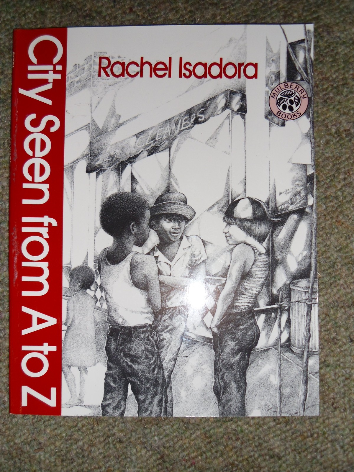 City Seen from A to Z – Isadora, Rachel – Very Good – See condition notes