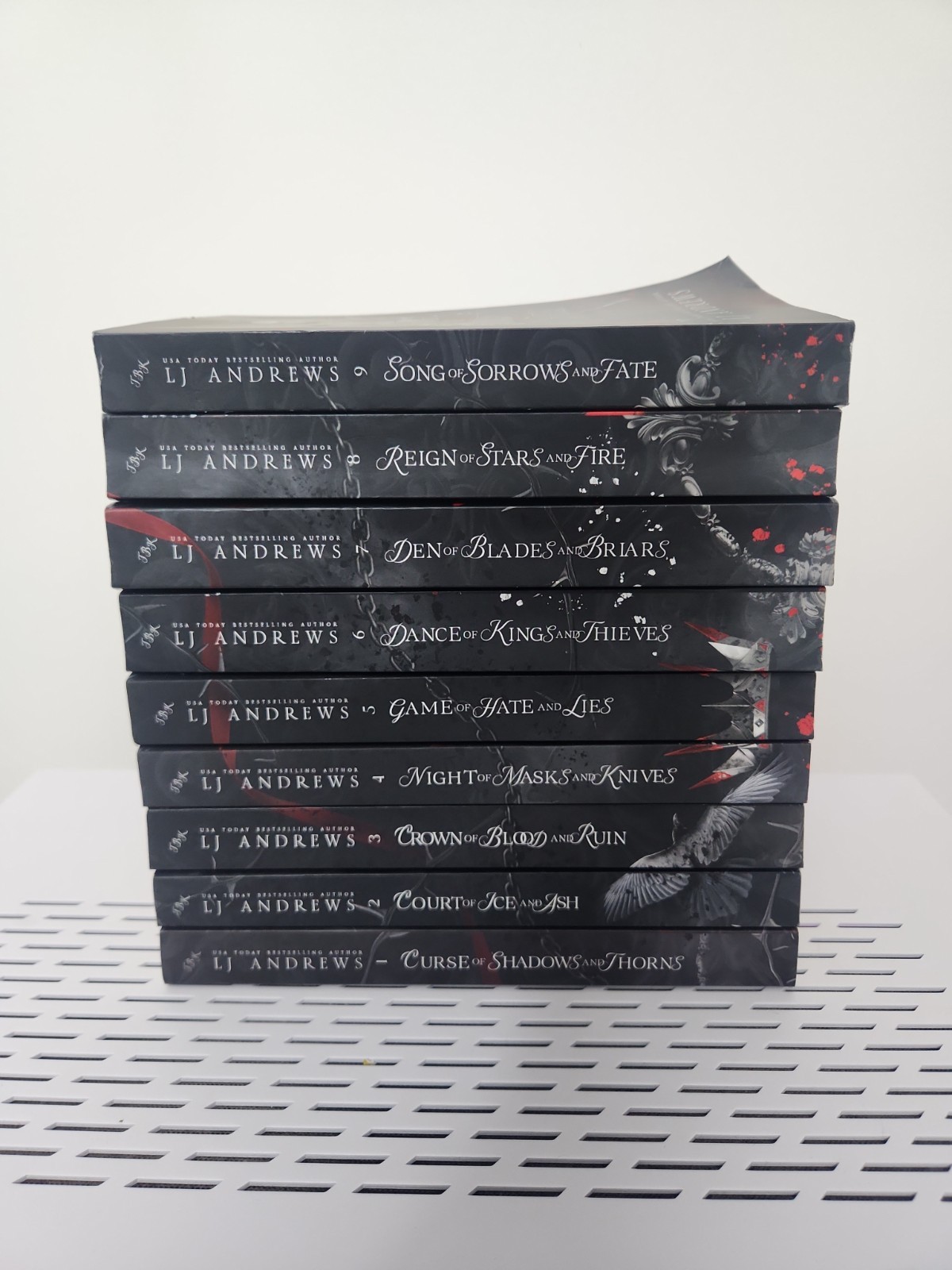LJ Andrews The Broken Kingdom Series 1-9 Read Disc