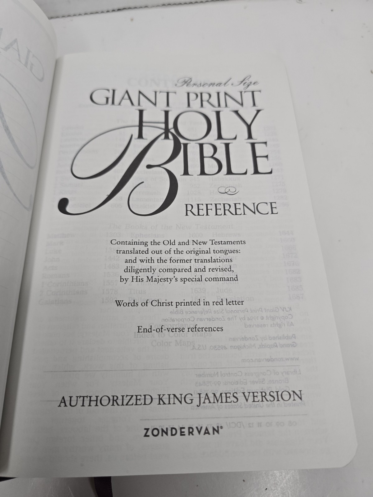 KJV Giant PRINT BIBLE Reference, BONDED LEATHER Zondervan 1994 0-310-93197-5