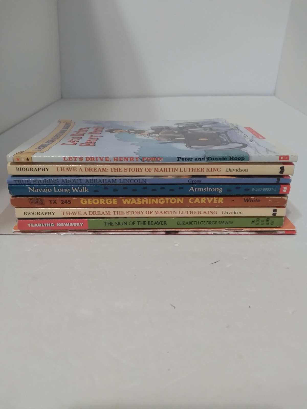 8 PB JUVENILE CHAPTER EDUCATION BIOGRAPHY NOVEL BOOKS MLK JR ABE LINCOLN & MORE
