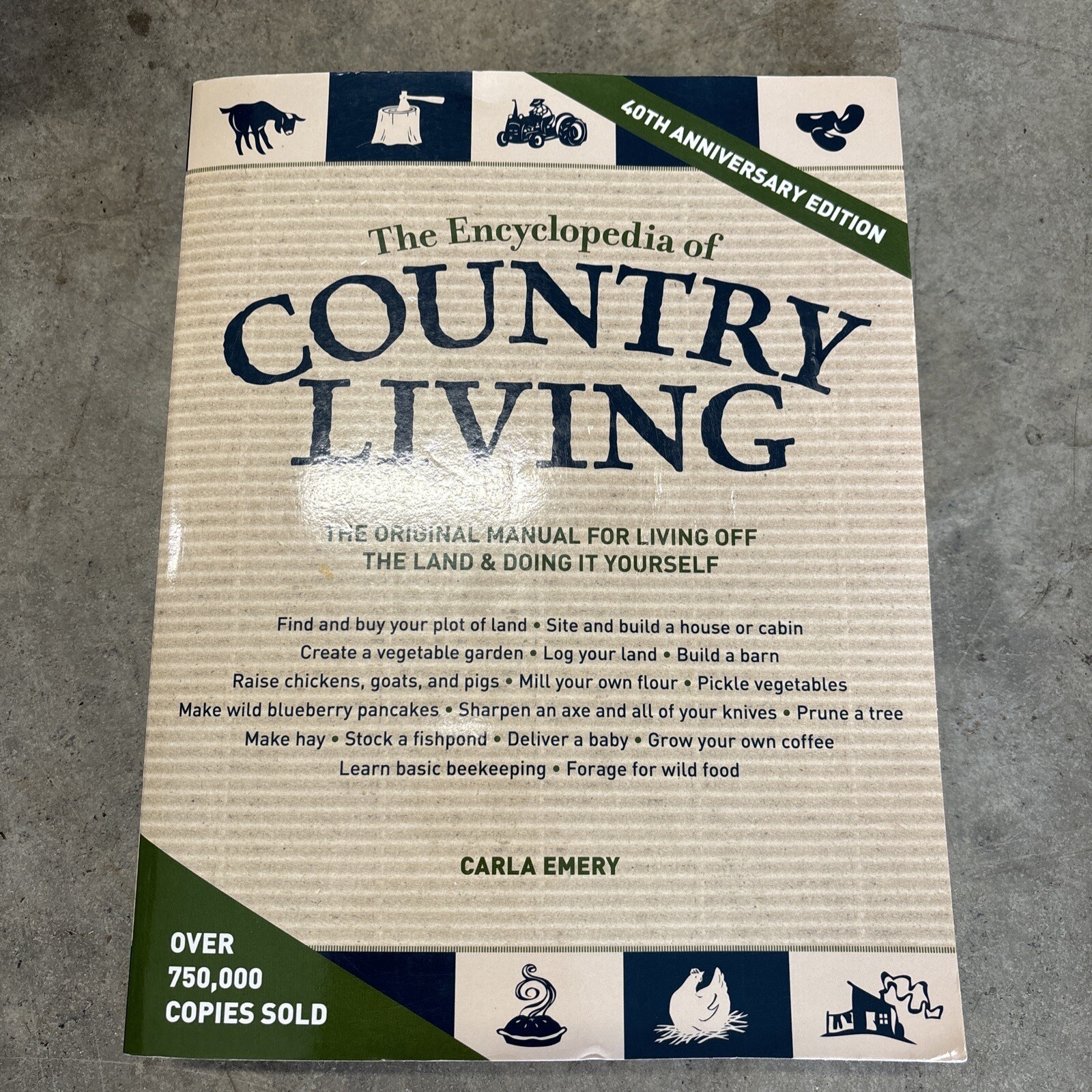 Encyclopedia of Country Living, 40th An…, Carla Emery