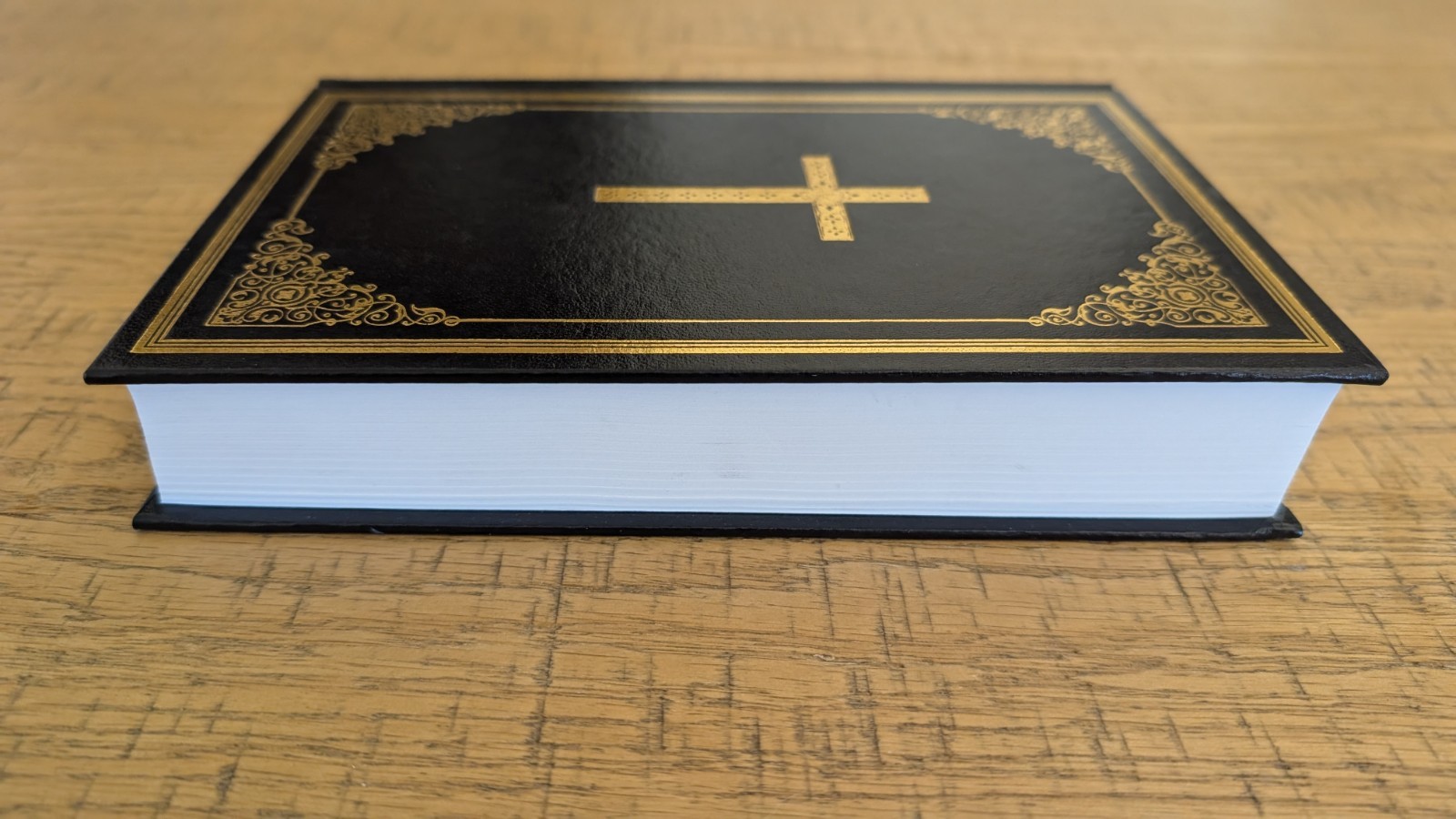 2019 The Holy Bible Douay Version Black Hardcover Latin Vulgate James Gibbons