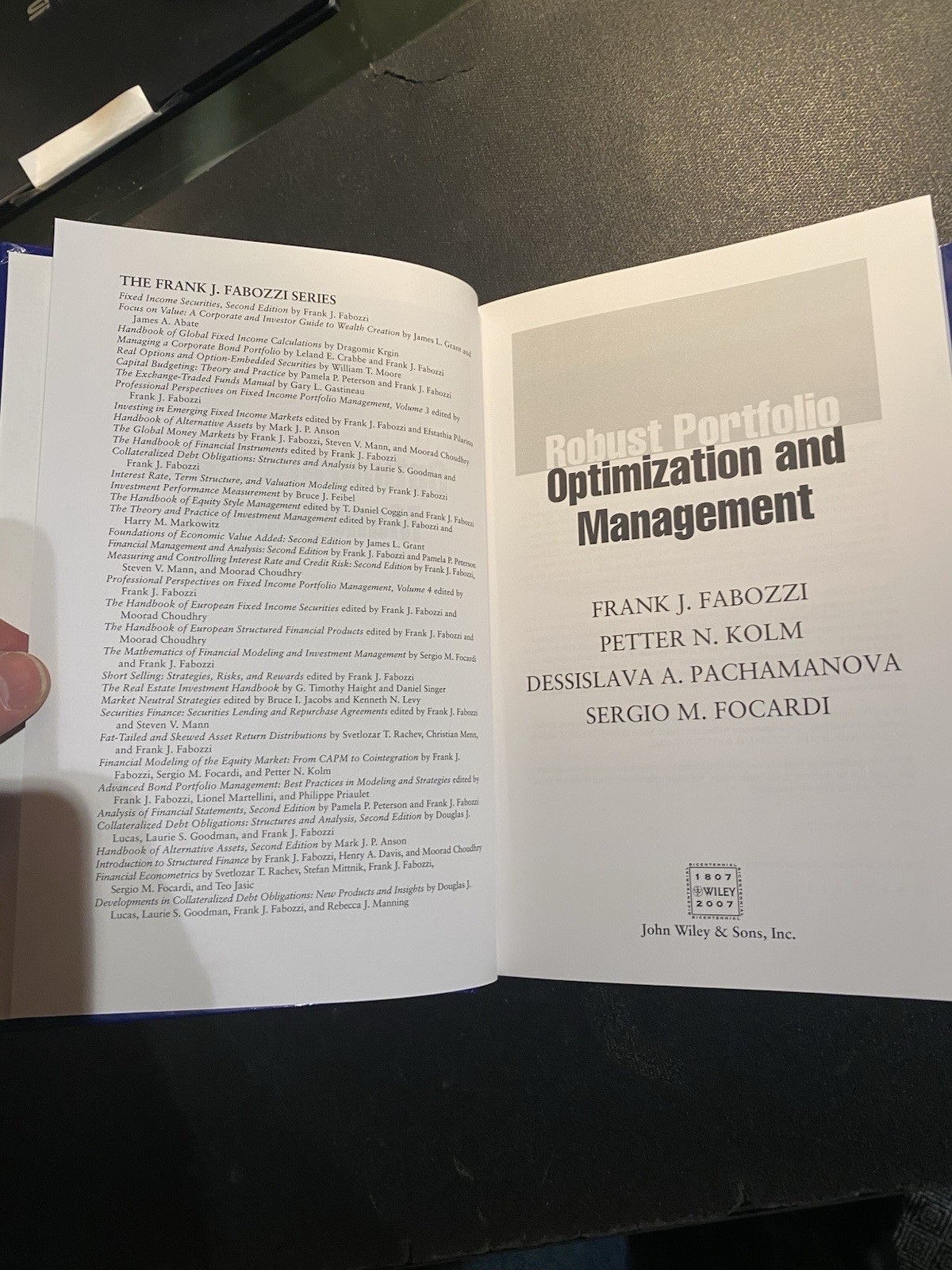 Robust Portfolio Optimization and Management Frank Fabozzi 2007