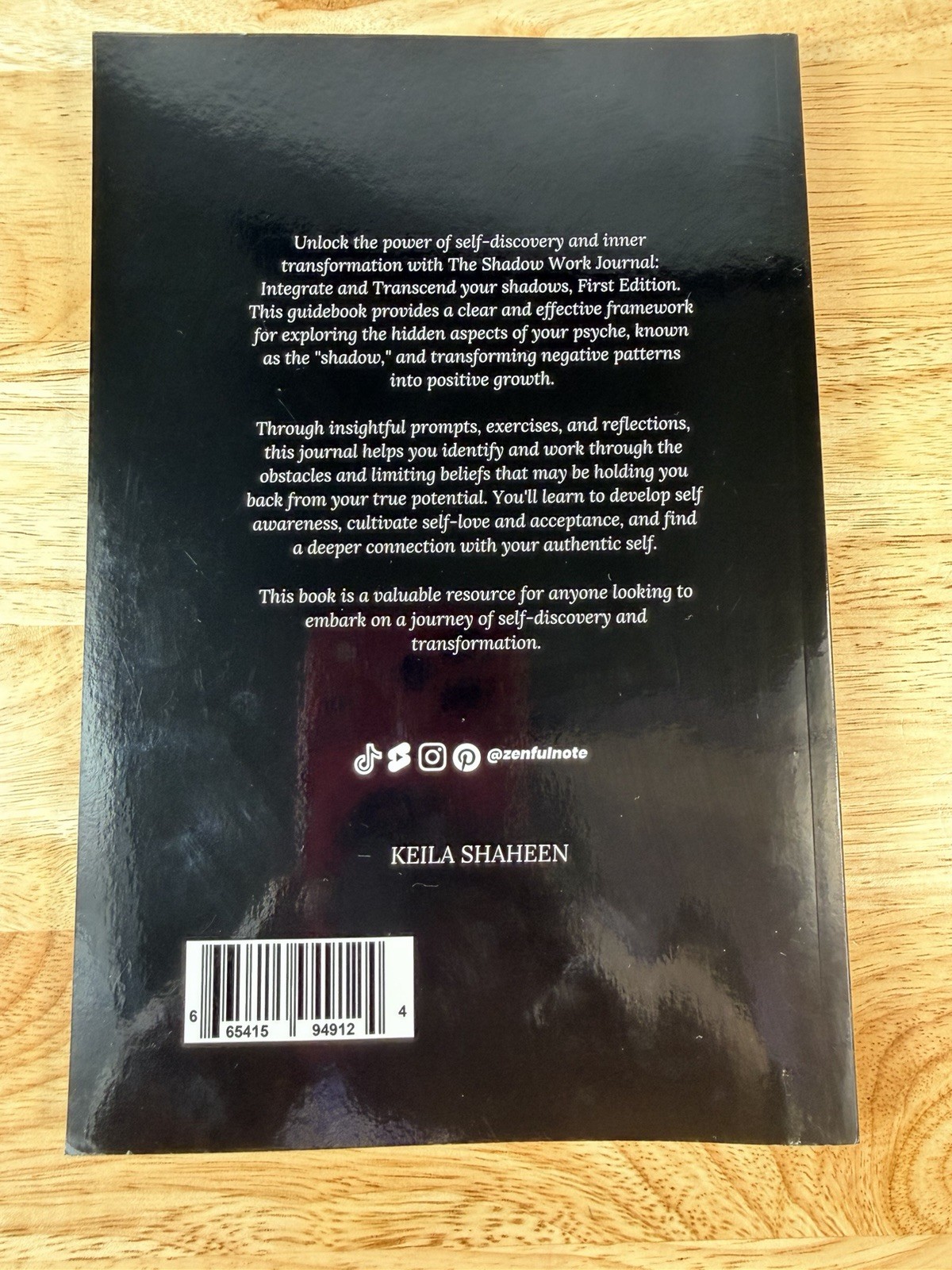 The Shadow-Work Journal: A Guide to Integrate and Transcend Your Shadows