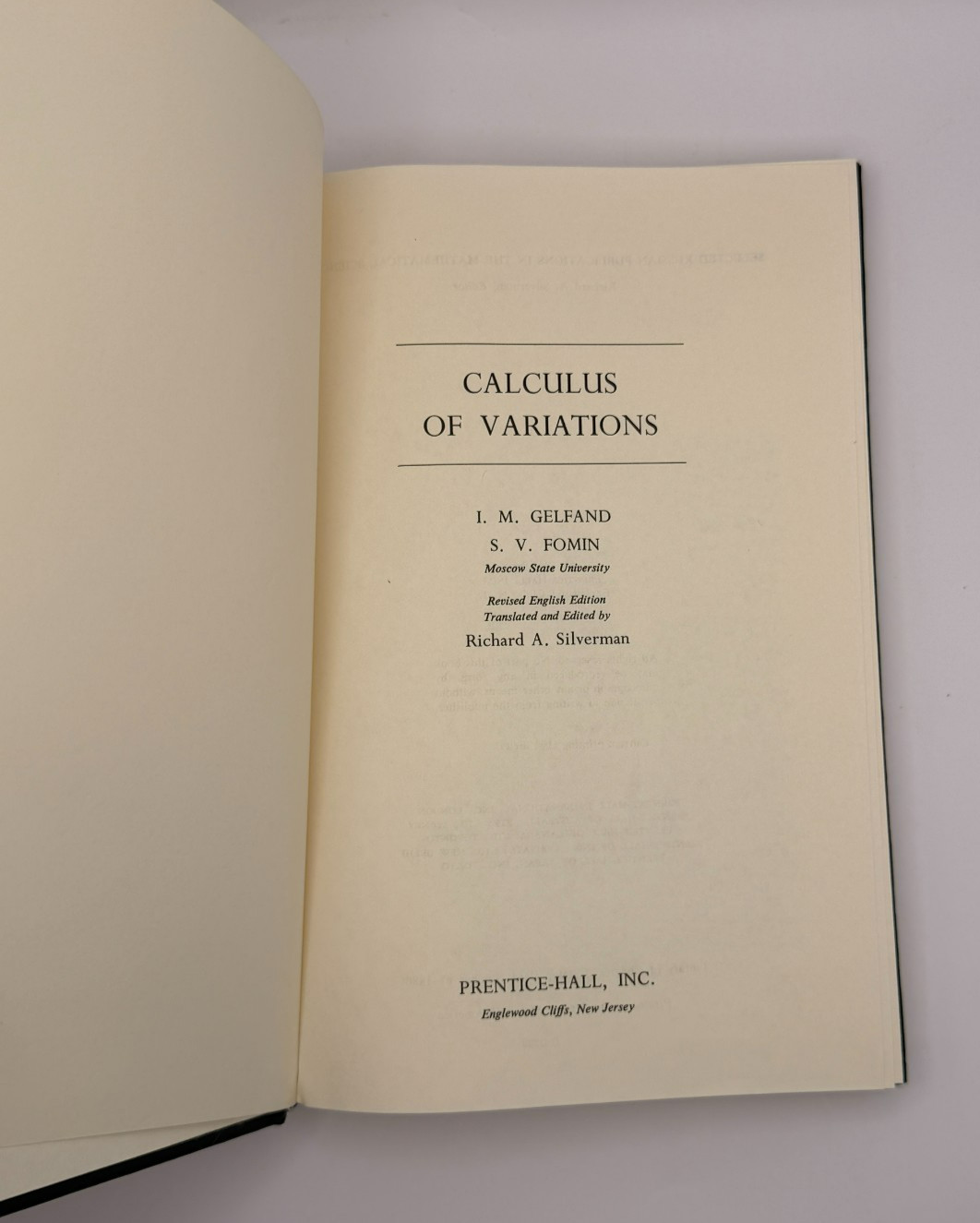 Calculus of Variations Gelfand Fomin 1963 Hardcover Prentice Hall Math Textbook