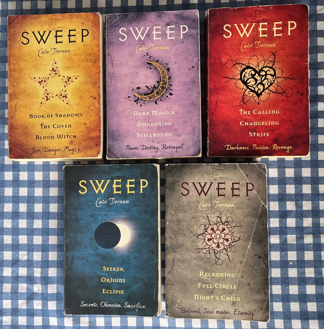 Sweep: Volume 1 2 3 4 5 by Cate Tiernan Lot Collection 15 Stories I II III IV V