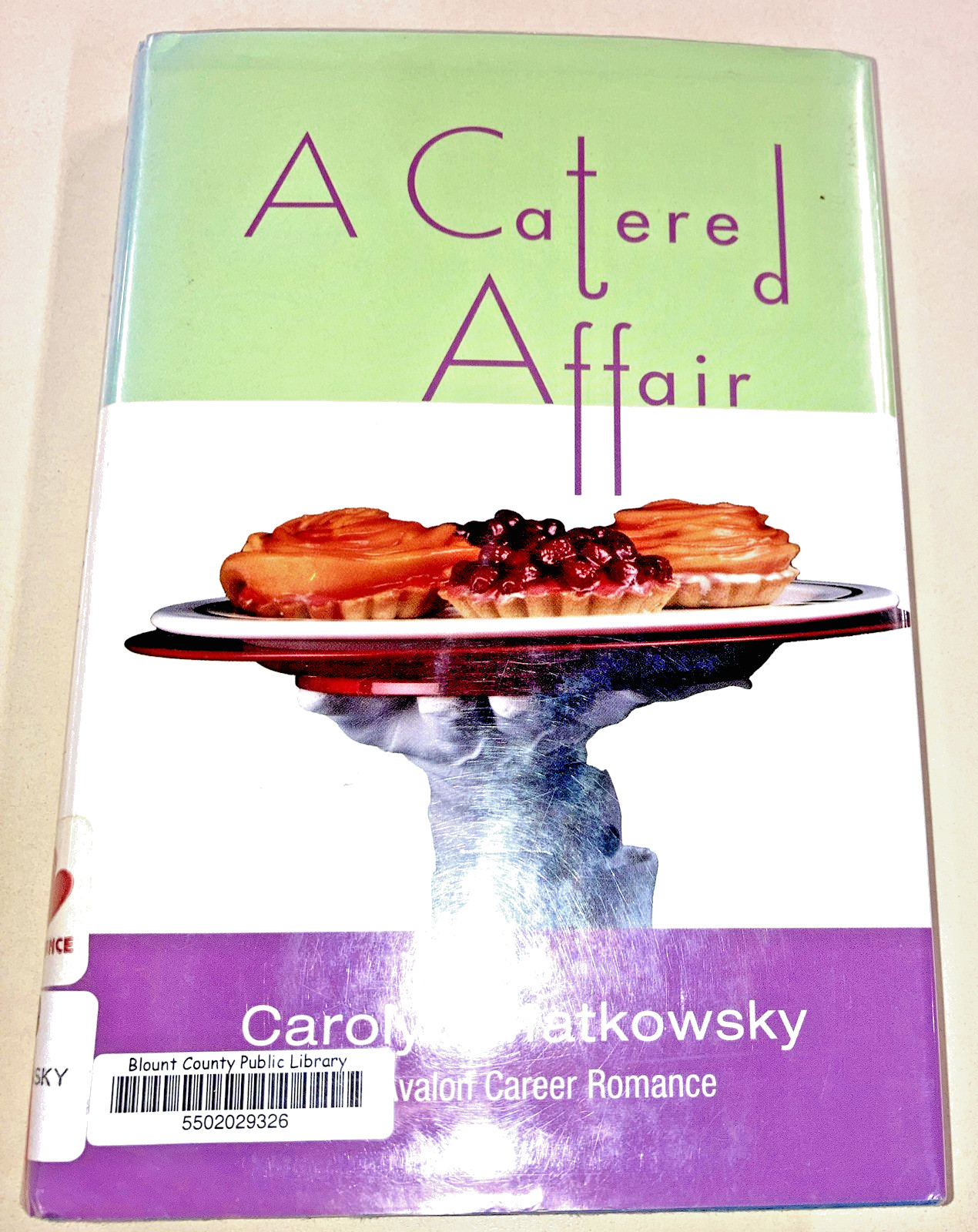 Catered Affair HC DJ Carolyn Matkowsky 2003 Montlake Romance Ex lib Good