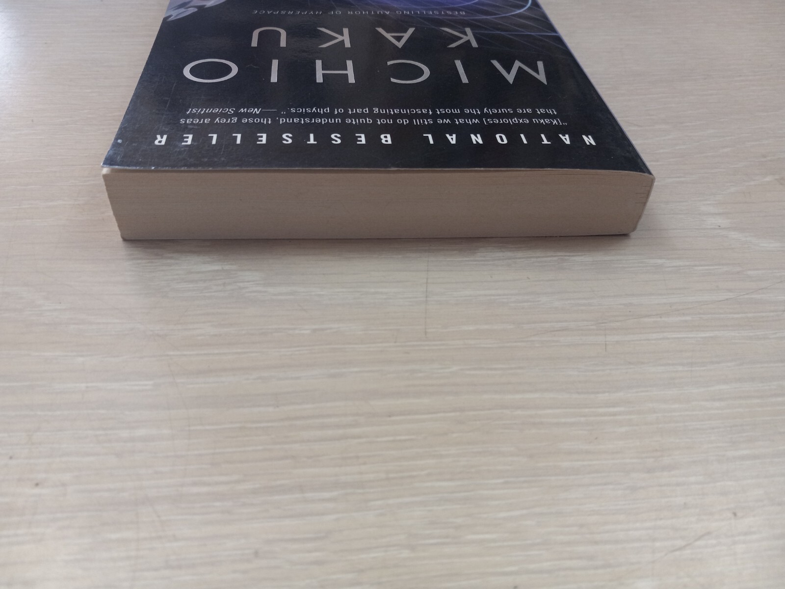 Bestseller Physics of the Impossible by Michio Kaku. Paperback.