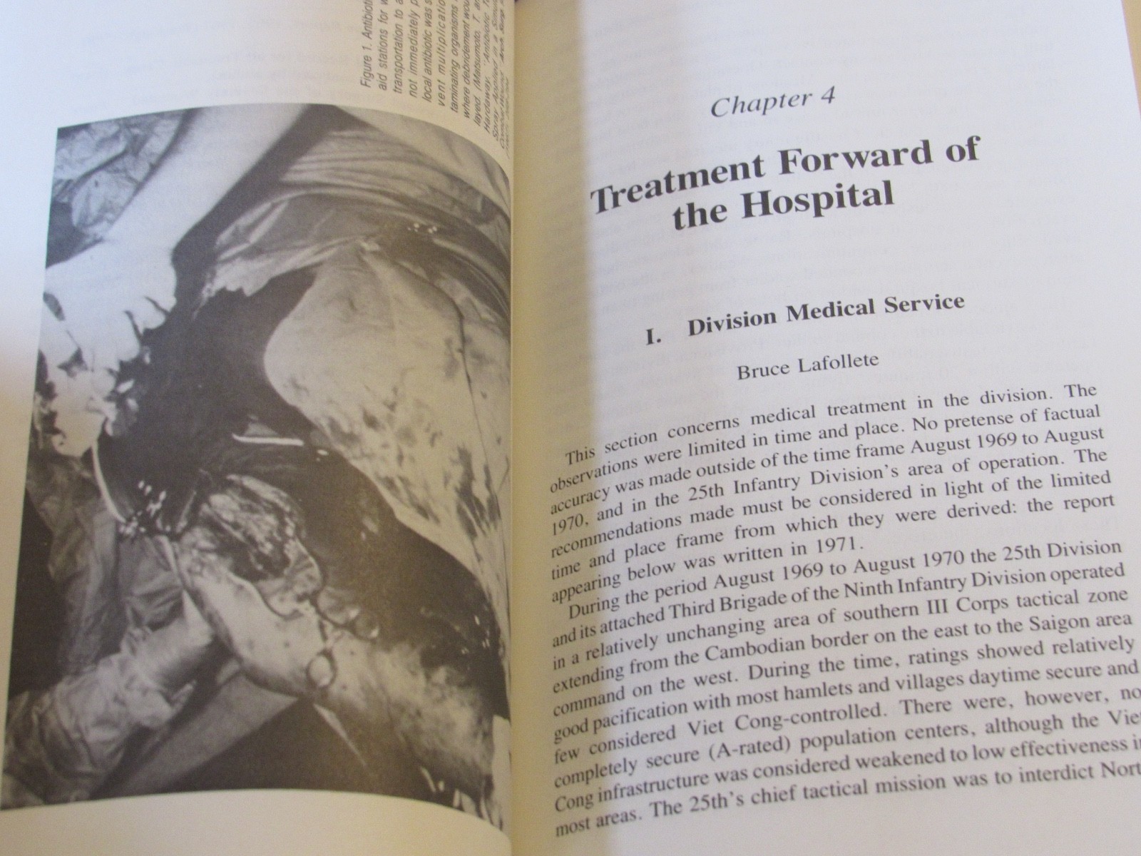 Care Of The Wounded In Vietnam (War) Robert Hardaway 1988 Softcover Book J11