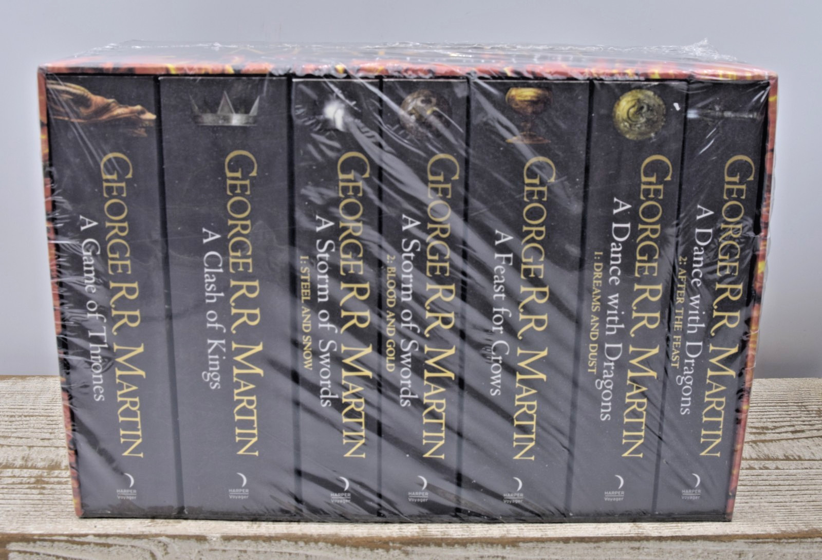 George R.R. Martin A Song of Ice and Fire Box Set: Includes 7 Novels