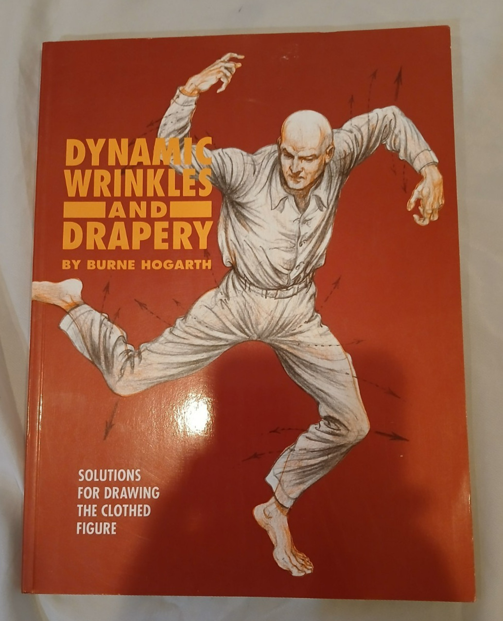 Dynamic Wrinkles And Drapery Burne Hogarth 1995 Art Paperback Vintage Illustrate