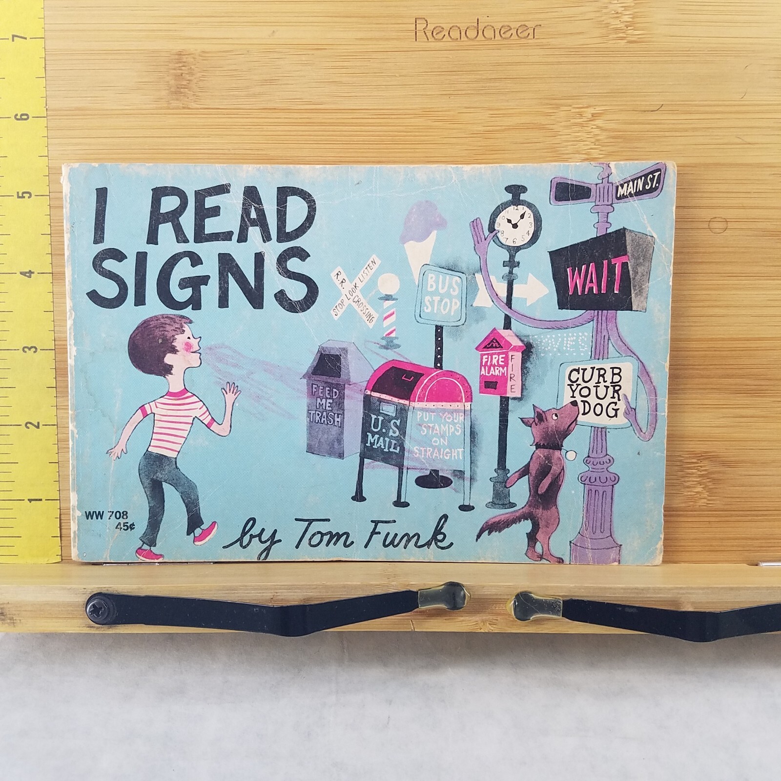 Lot of 2 1960s Young Readers Softcovers – I Read Signs & Willy is my Brother