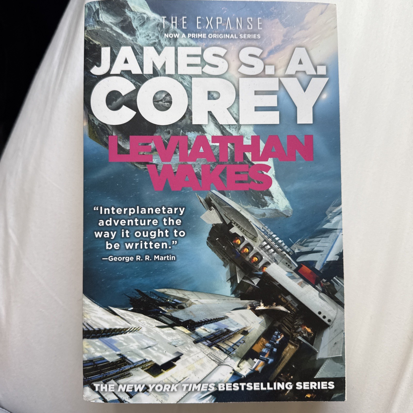 Leviathan Wakes by James S. A. Corey (2011, Trade Paperback / Trade Paperback)