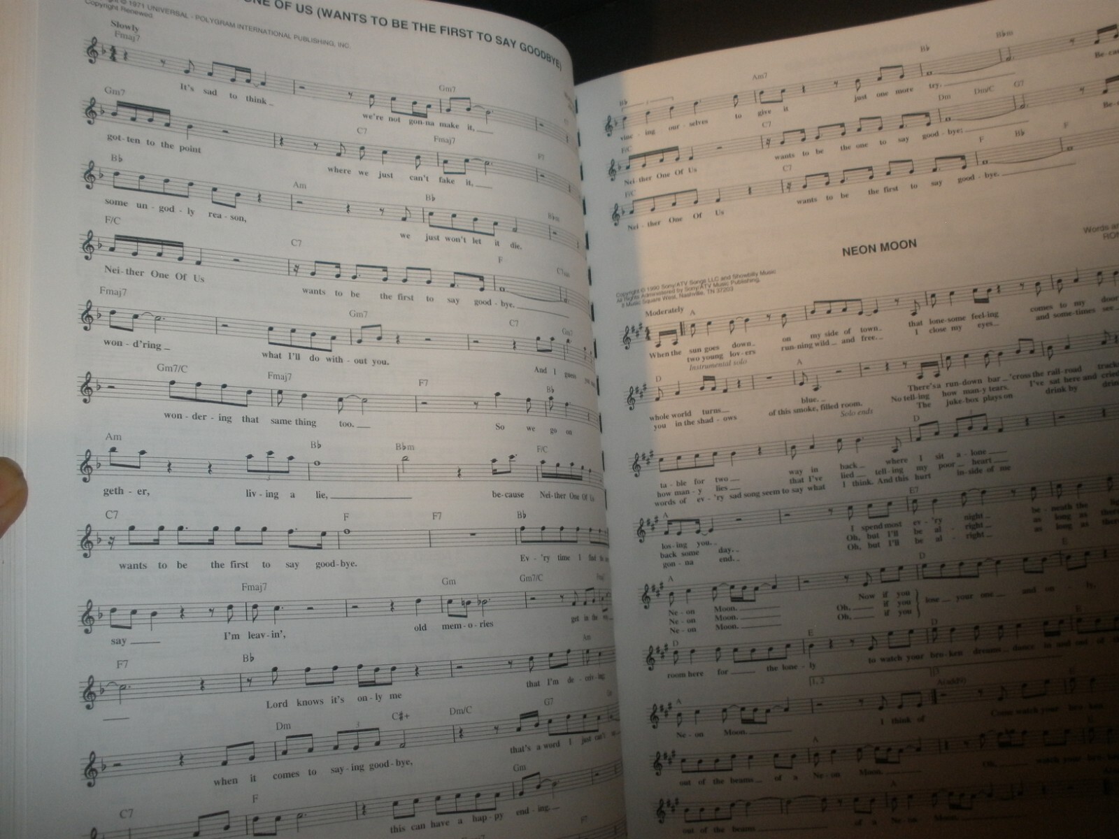 Fake Bks.: The Ultimate Country Fake Book : C Instruments by Hal Leonard (M12)