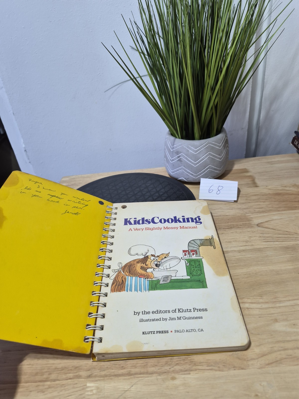 Kids Cooking : A Very Slightly Messy Manual by Klutz Editors (1987) Ringbound