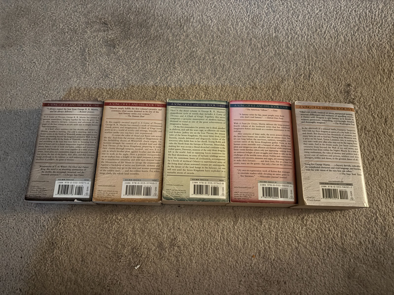 Game of Thrones Books 1-5 Paperback Box Set – A Song of Ice and Fire