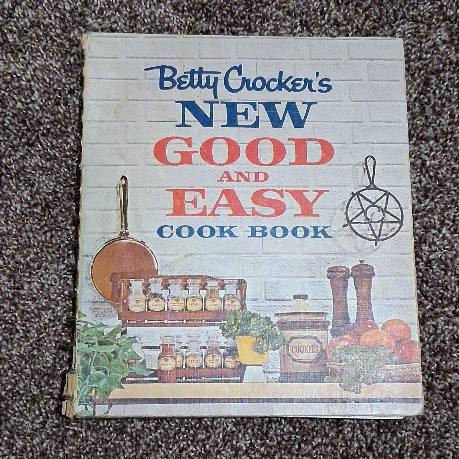 Betty Crocker’s New Good and Easy Cook Book Ring/Wire Bound Illustrated