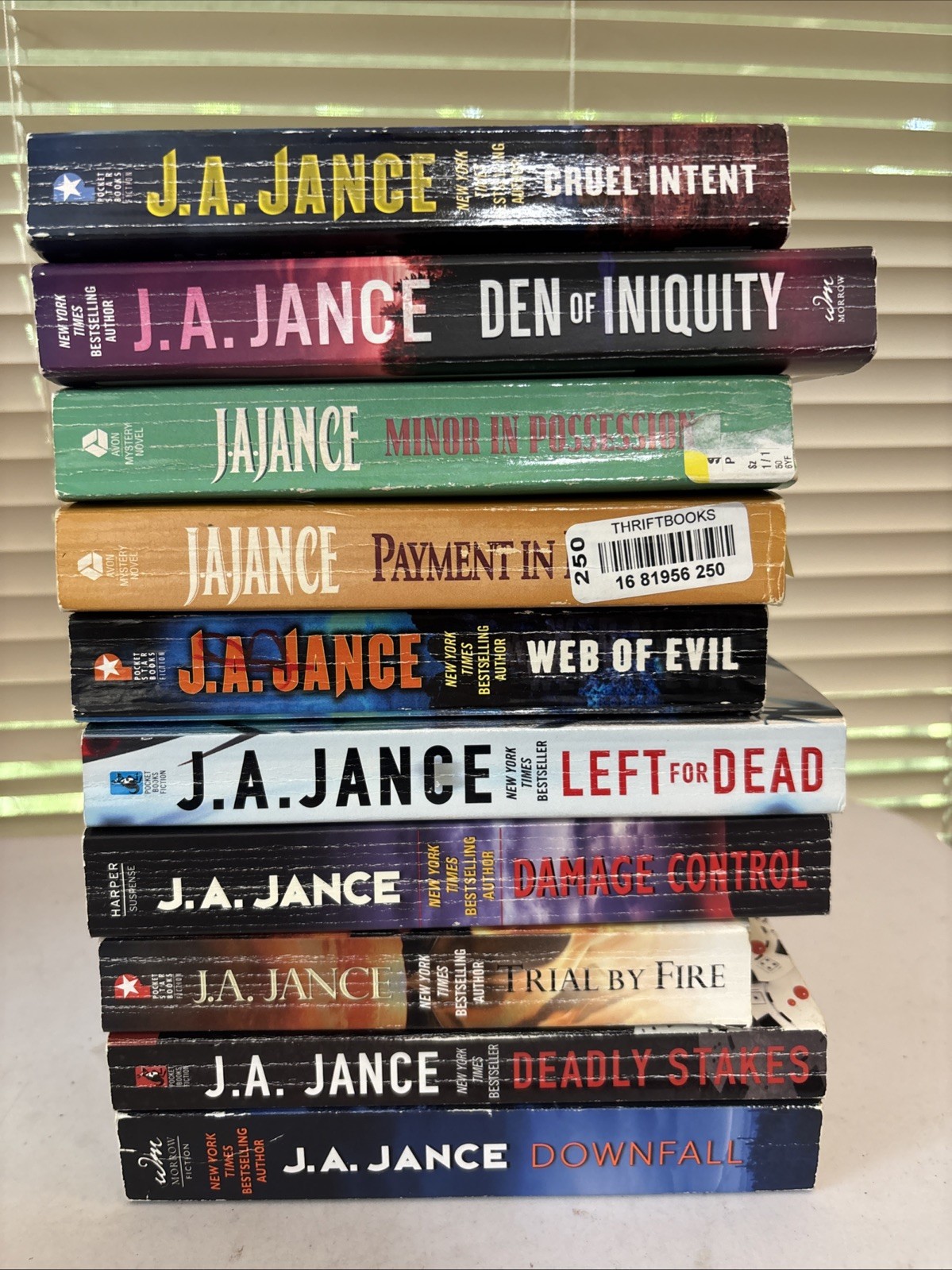 Lot of 10 – J.A. Jance – Paperback – Free Shipping
