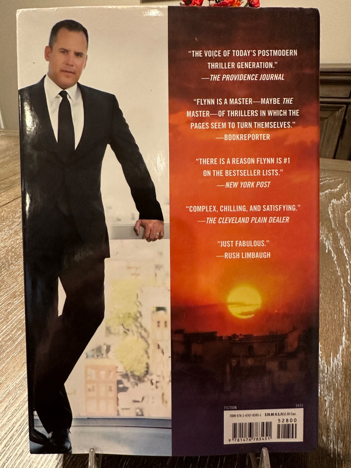 The Survivor (Vince Flynn) – Kyle Mills – 1st Printing – HCDJ – 2015