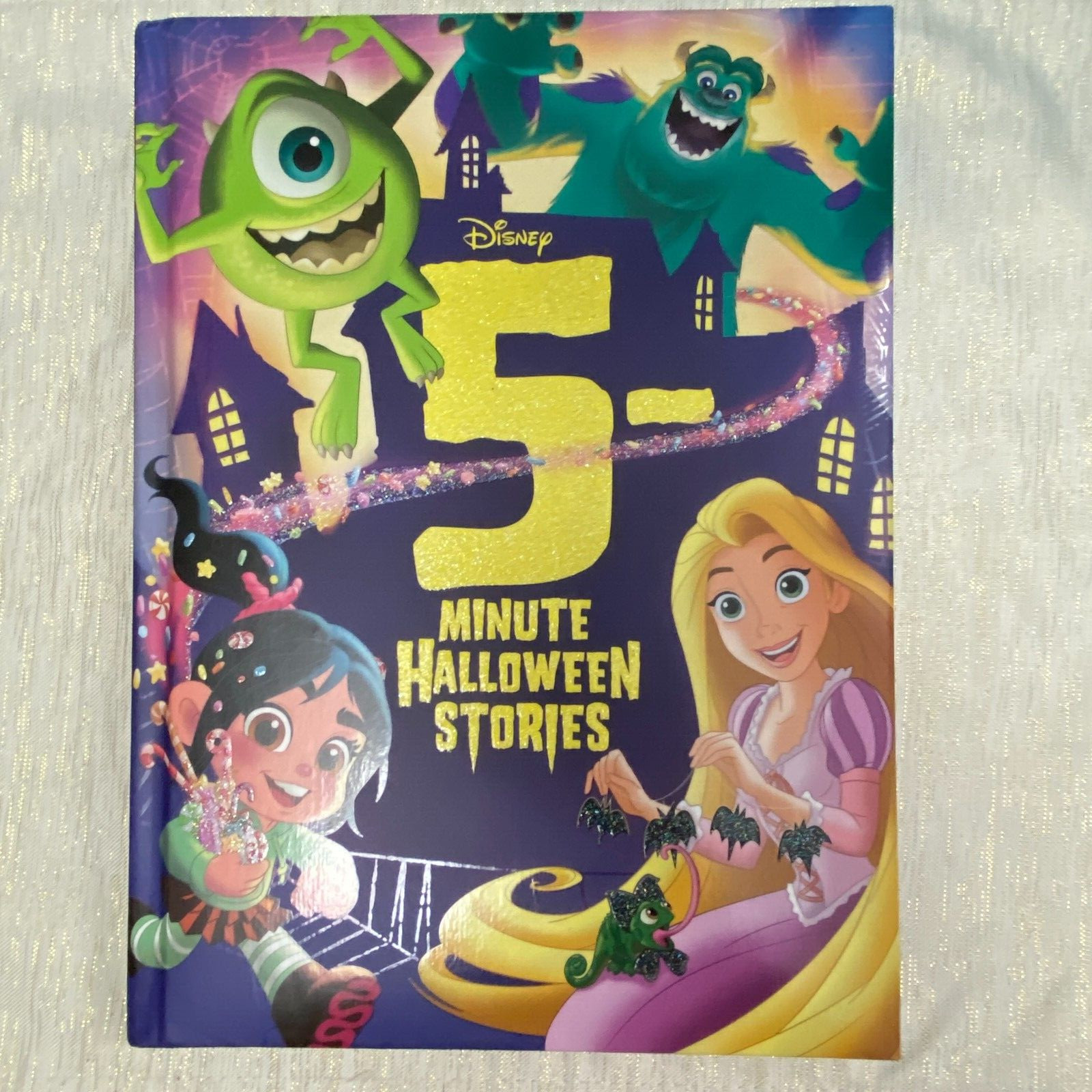 Disney Halloween 5-Minute Stories Book 188 Pages Age 3+ Tangled Monsters Inc.