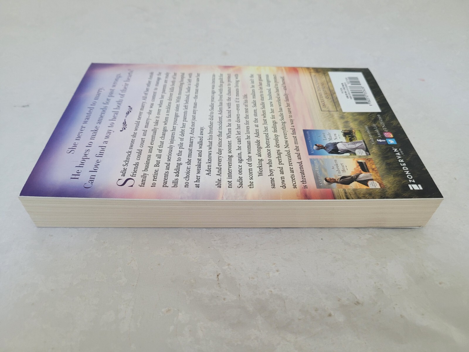 A Reluctant Bride by Kathleen Fuller. Paperback 2018