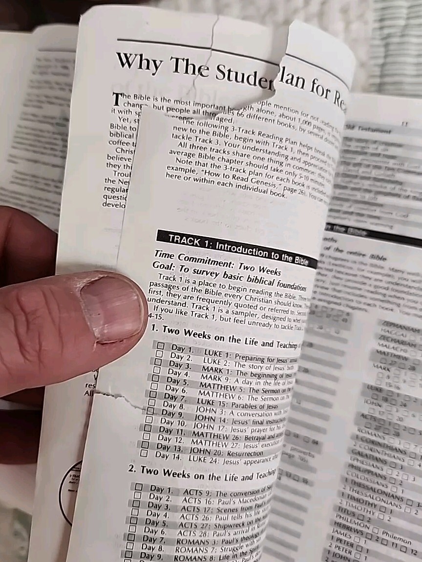 Student Bible : Compact by Not Available (1992, Trade Paperback)