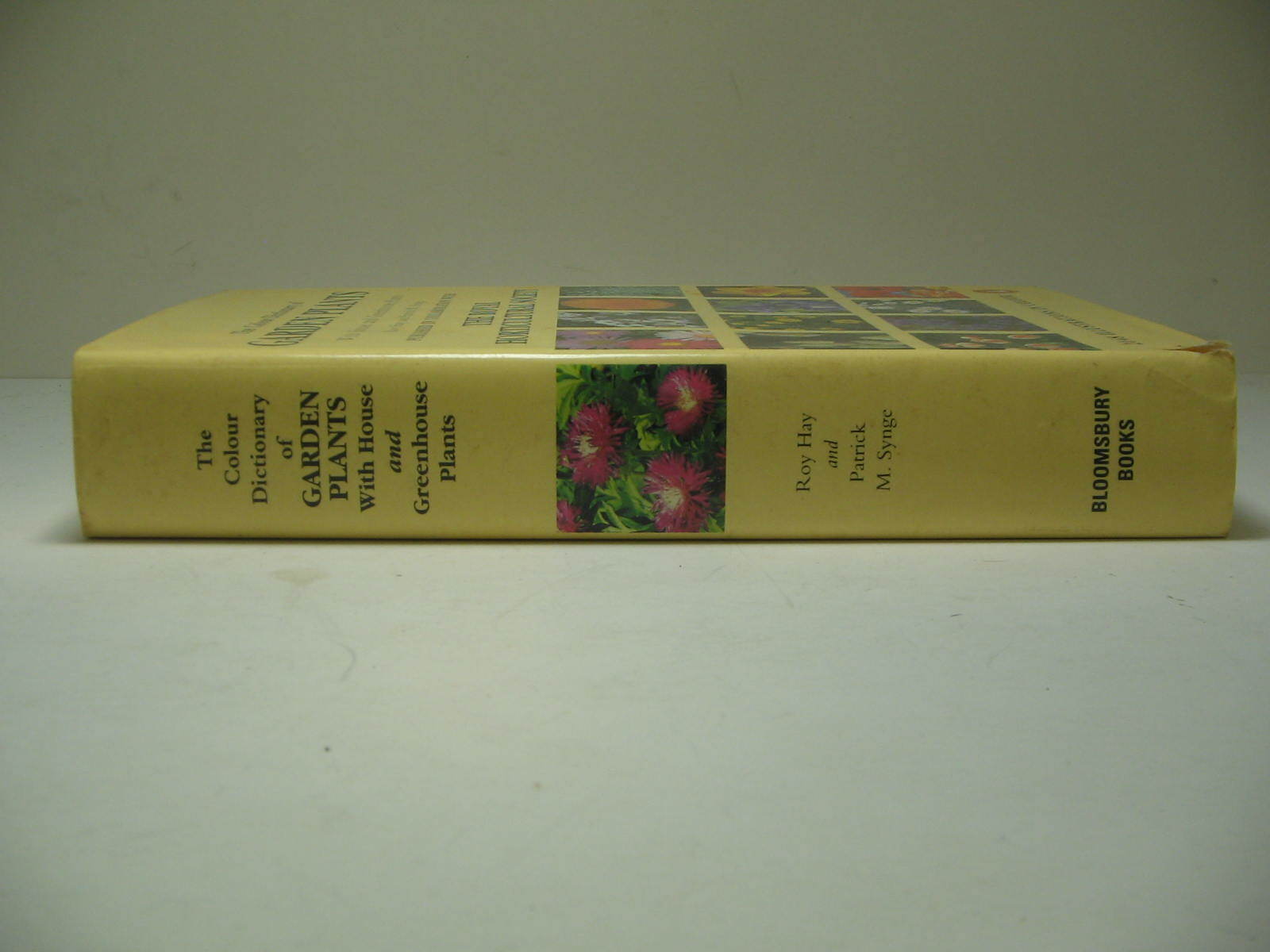 The Colour Dictionary of Garden Plants ~ By Roy Hay and Patrick M. Synge ~ HC/DJ
