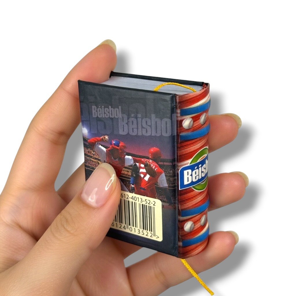 Todo sobre Béisbol mini book Spanish guide easy read hardcover 430 pages 2 x2.6″