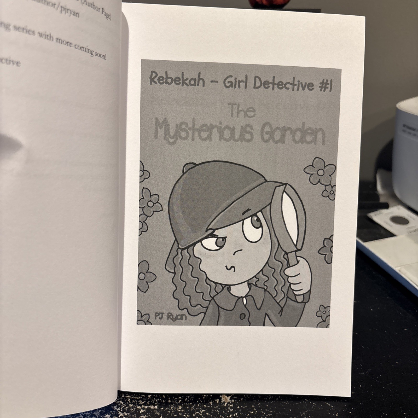 Rebekah – Girl Detective Books 1-8: Fun Short Story Mysteries for Children 2022