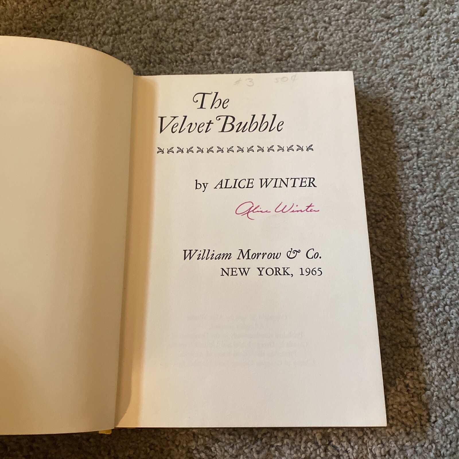 The Velvet Bubble [Hardcover] Alice Winter 1965 Dust Jacket Signed Autographed