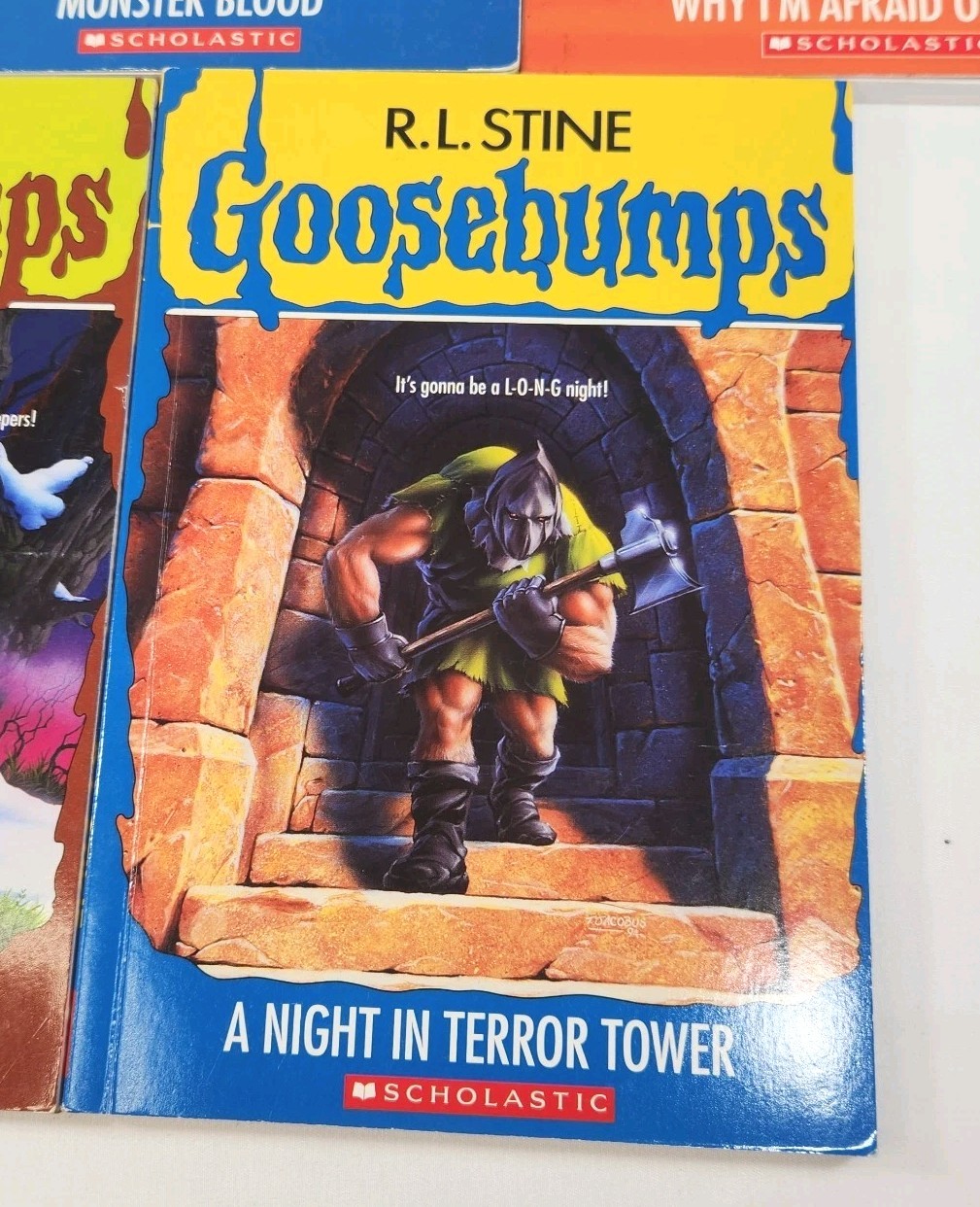 Goosebumps 25th Anniversary Retro Box Set by R. L. Stine METAL TIN with 5 BOOKS