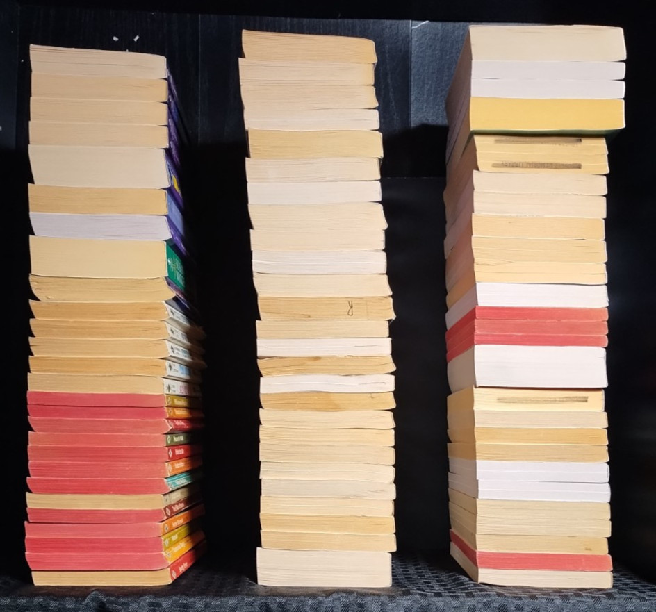 ROMANCE PAPERBACKS – BUILD YOUR OWN LOT Harlequin |Presents|Intrigue|Romance