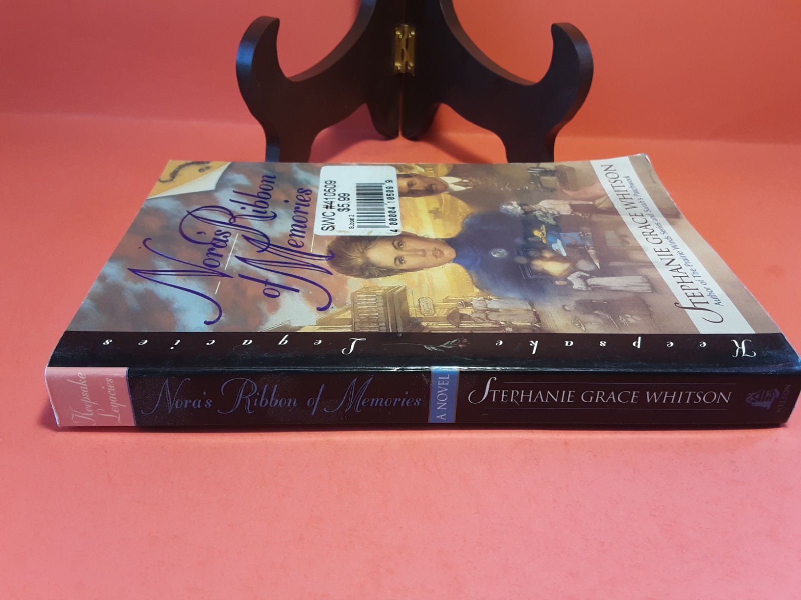 Nora’s Ribbon Of Memories Stephanie Grace Whitson VERY GOOD Fiction Romance