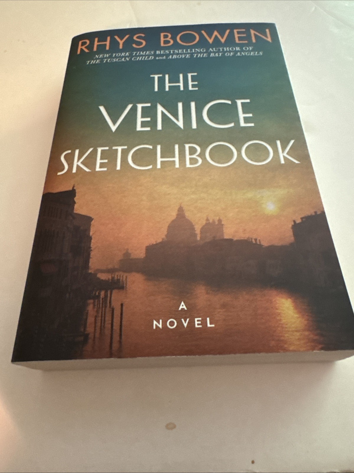 The Venice Sketchbook RHYS BOWEN BRAND NEW PB free shipping