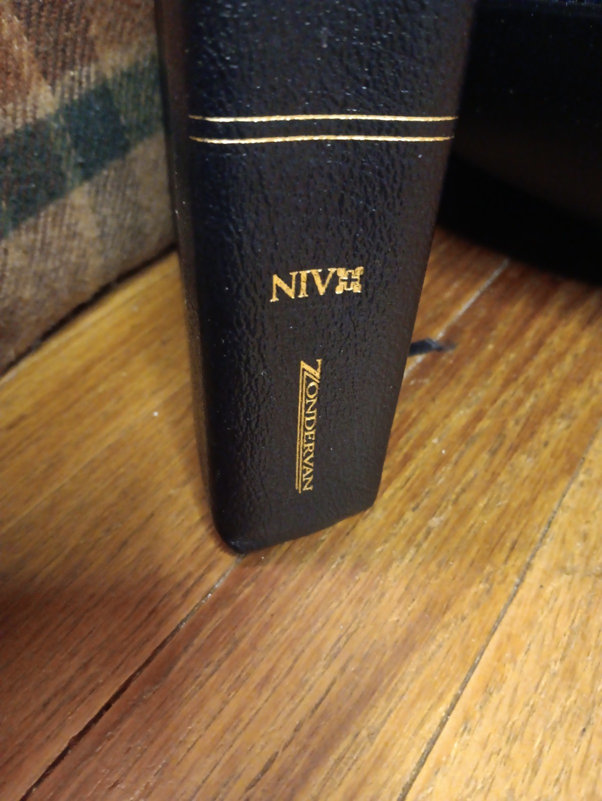 NIV Study Bible Zondervan Black Leather Vintage 2002 Great Condition vtg