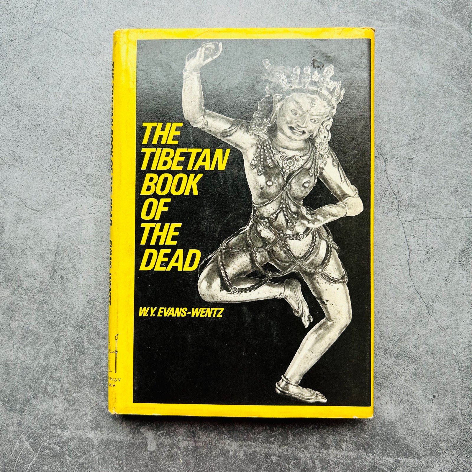 The Tiebetan Book of the Dead Hardcover Book by W.Y. Evans-Wentz 1973