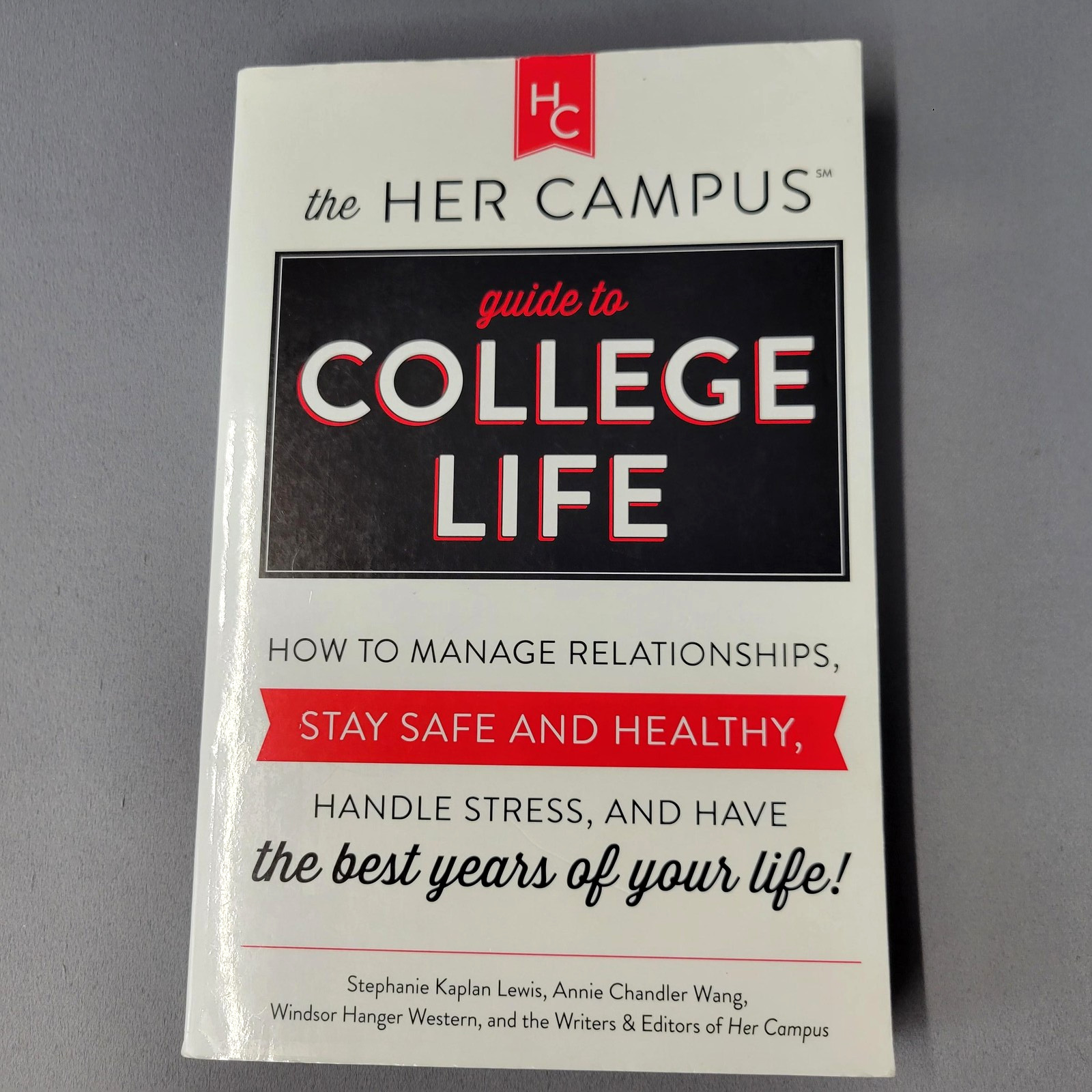 Her Campus Guide to College Life Paperback 2015 Adams Media Made in USA Book