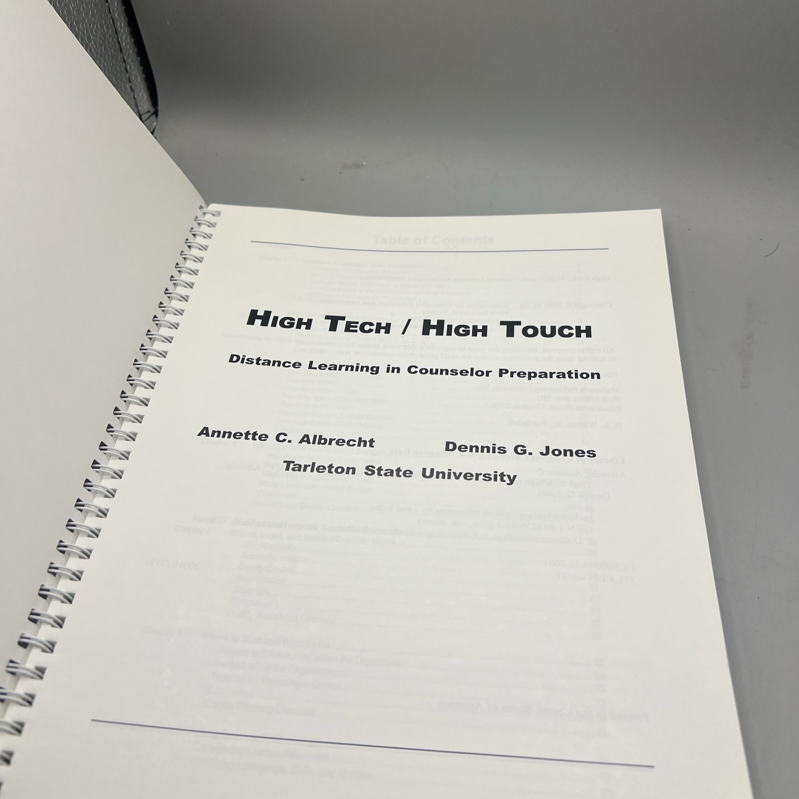 High Tech/High Touch : Distance Learning in Counselor Preparation Paperback 2001