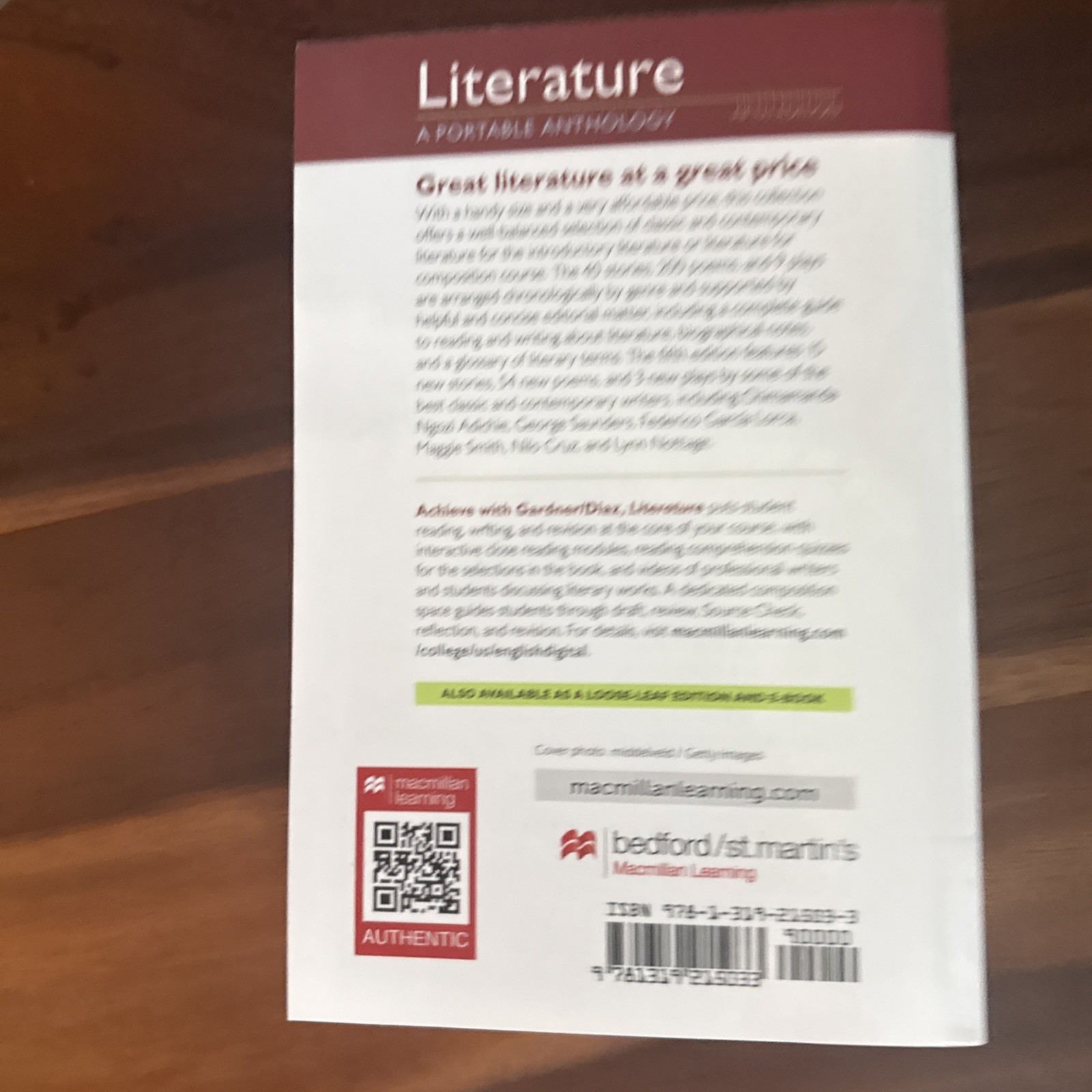 Literature: A Portable Anthology – Paperback, by Gardner Janet; Diaz – Very Good