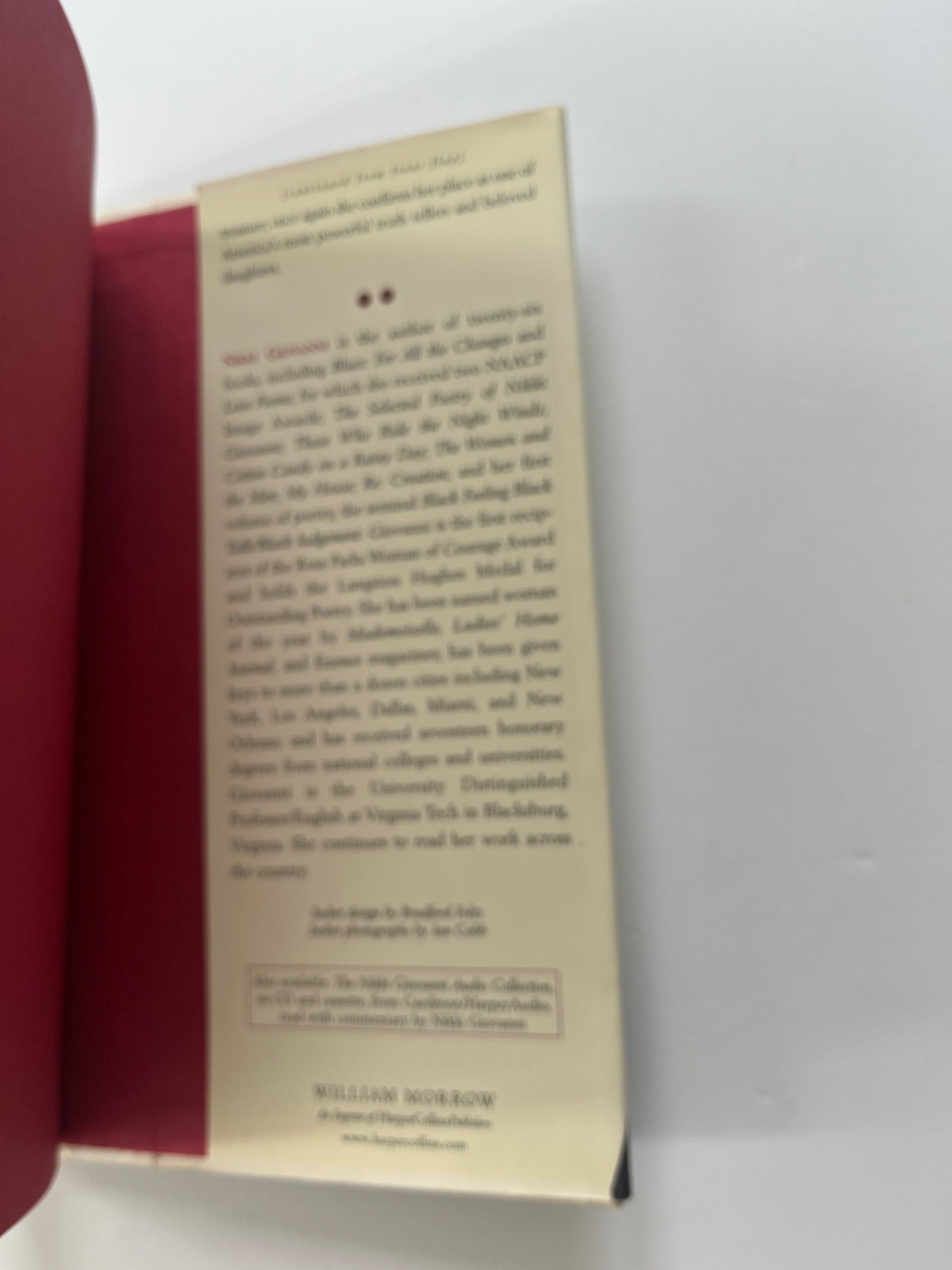 Nikki Giovanni – SIGNED ~ QUILTING THE BLACK-EYED PEA by 1st, 2002 Black poetry
