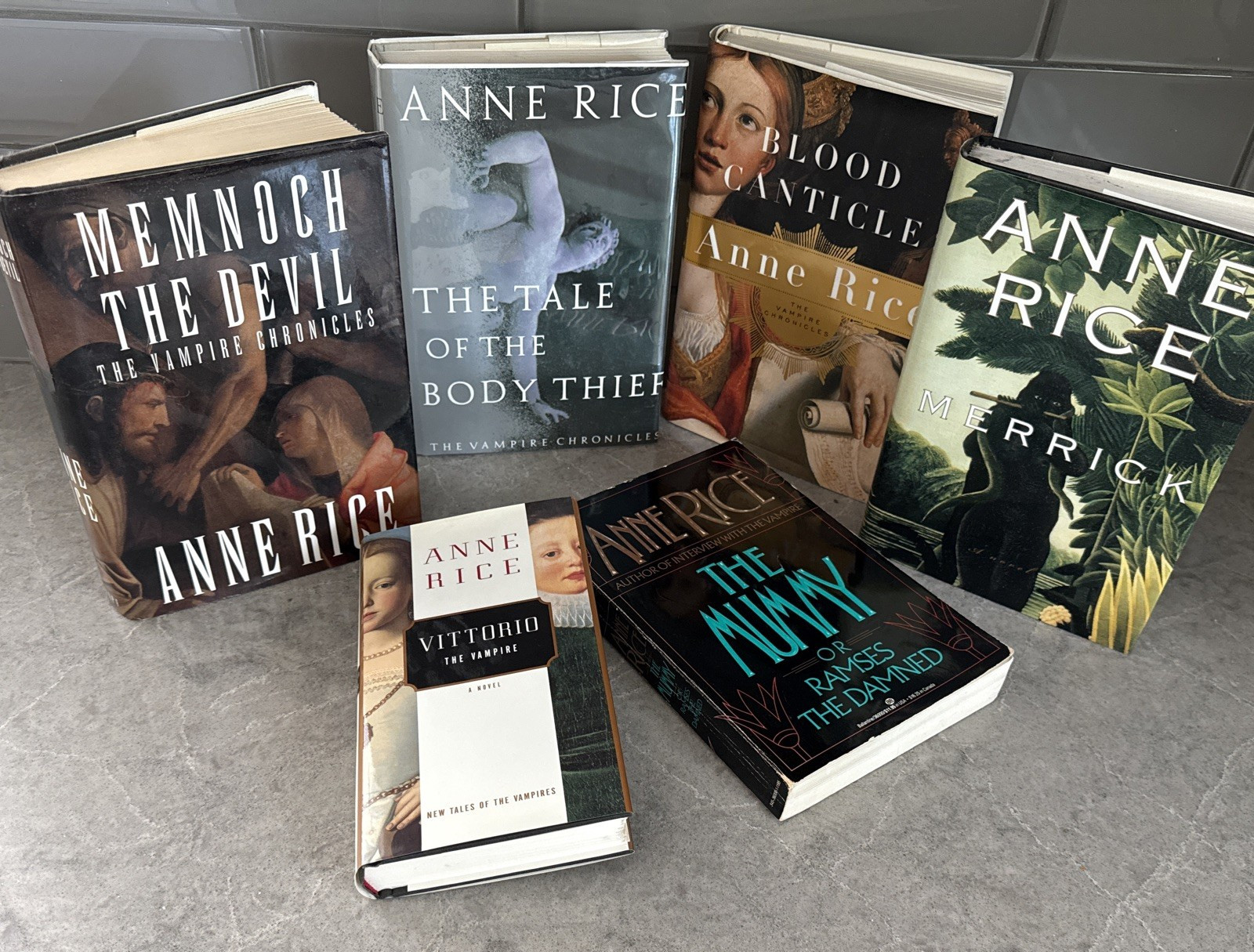 Anne Rice Originals First Edition First Printing of 5 Hard Back, 1 Soft Back Lot
