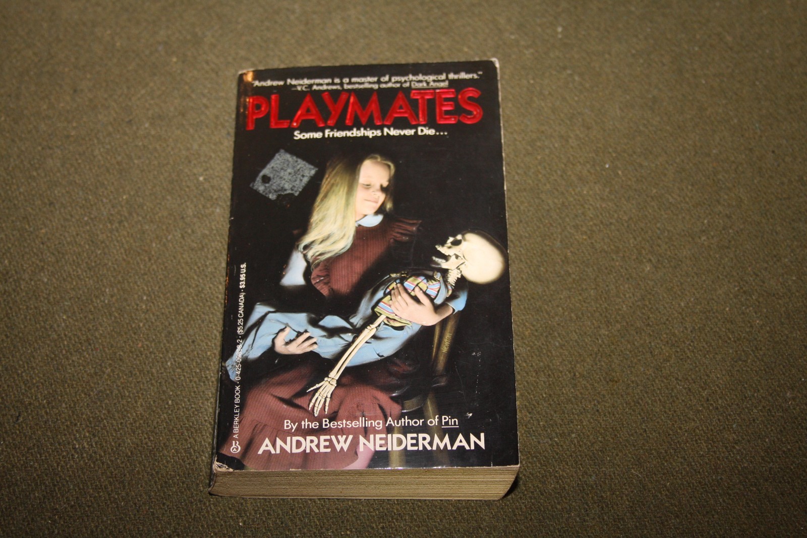Playmates by Andrew Neiderman 1987 PB Berkley Horror w/ Embossed Cover