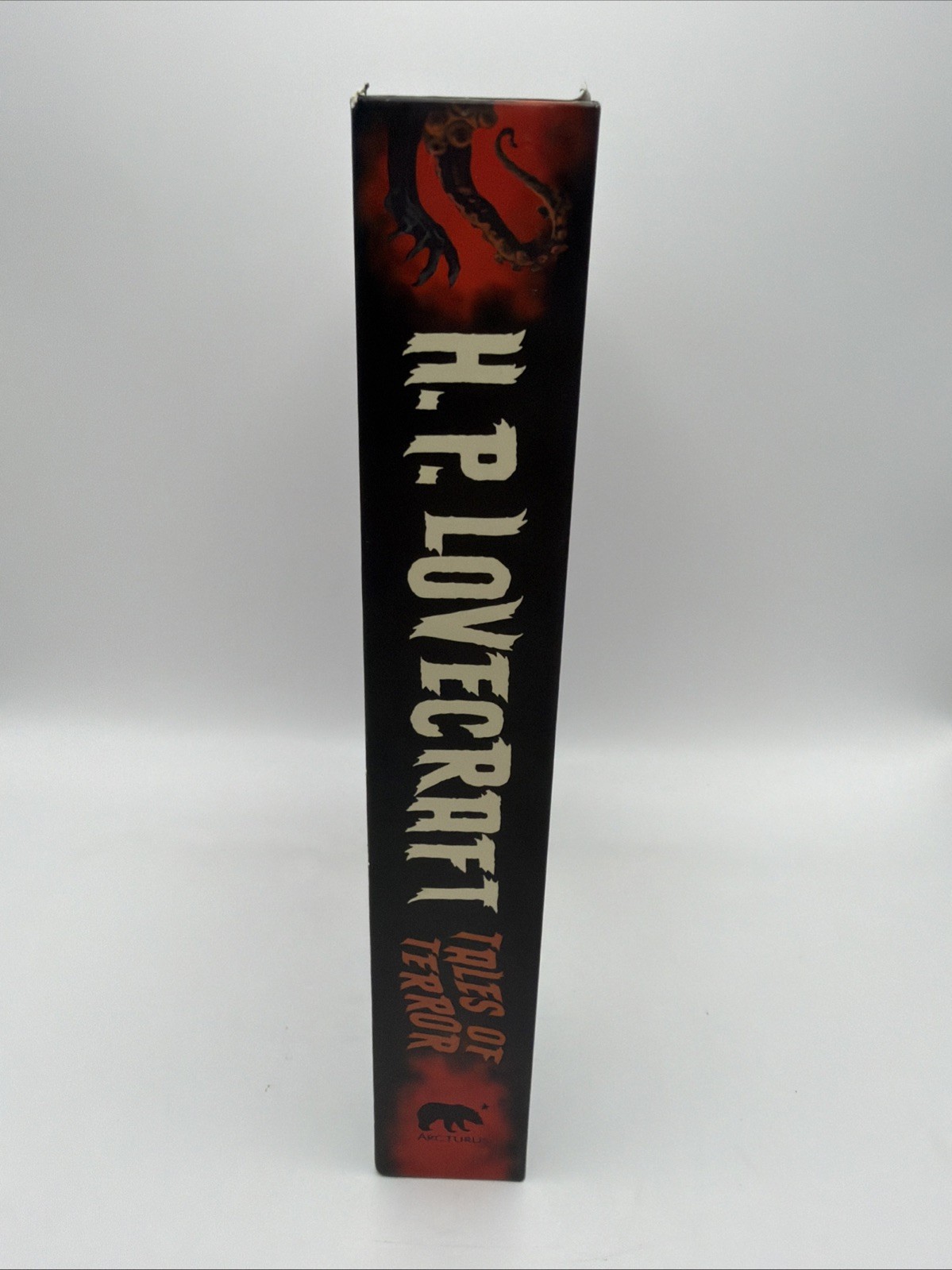 H.P. Lovecraft Tales of Terror Illustrated Hardcover Slipcase Arcturus 2016