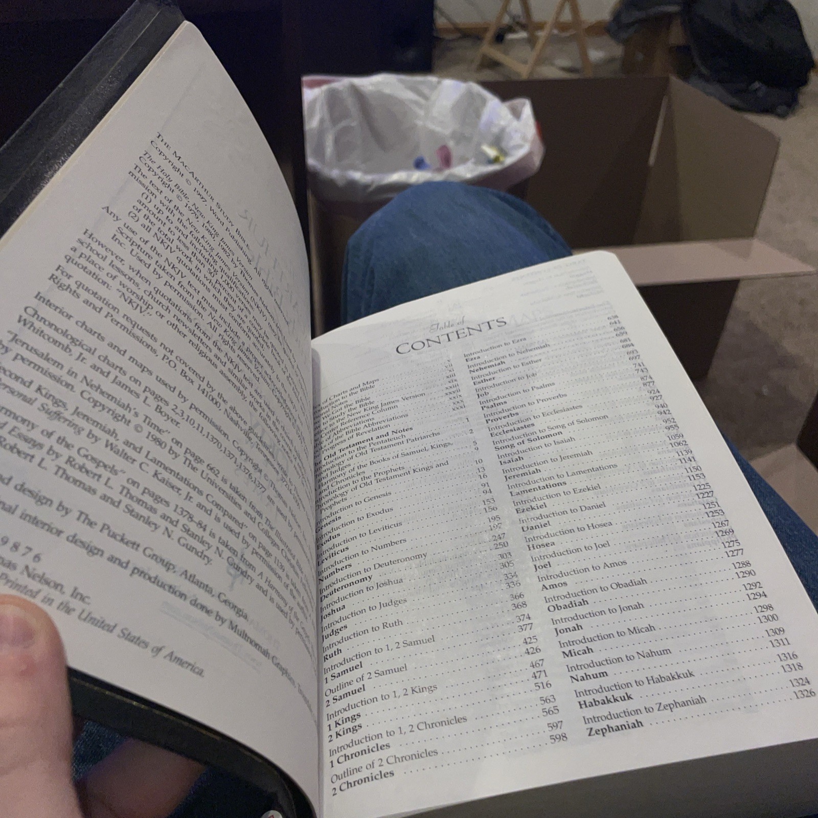 THE MACARTHUR STUDY BIBLE NKJV – REVISED AND UPDATED BONDED LEATHER