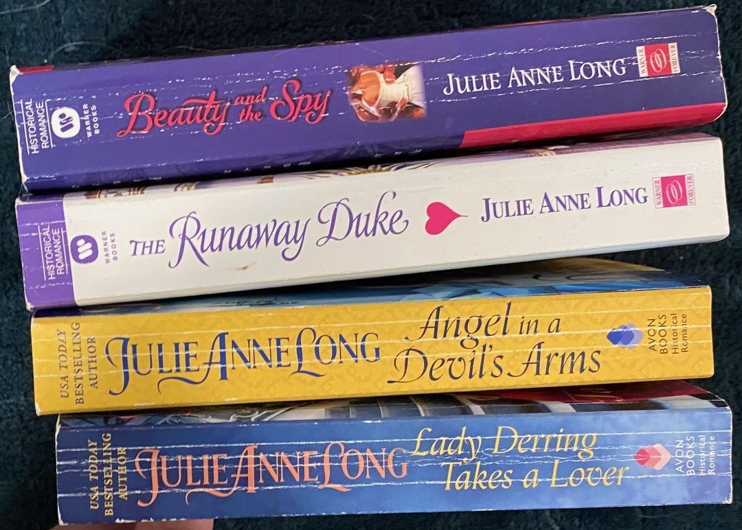 Julie Anne Long Historical Romance Paperbacks Lot of 4 – Palace of Rogues