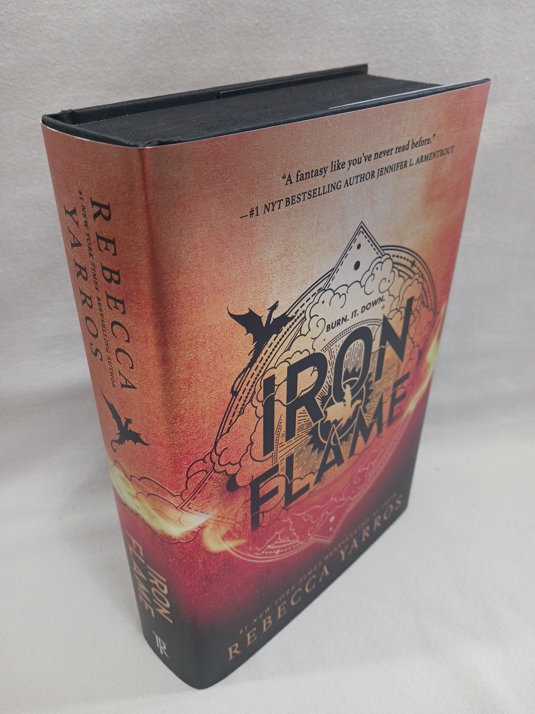 Yarros Iron Flame Black Sprayed Edges HC DJ First Edition 1st Printing LIKE-NEW