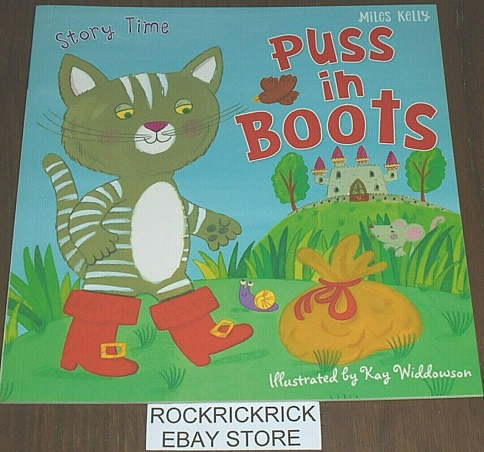 STORY TIME PUSS IN BOOTS BOOK (17cm X 17cm) 2014 BRAND NEW