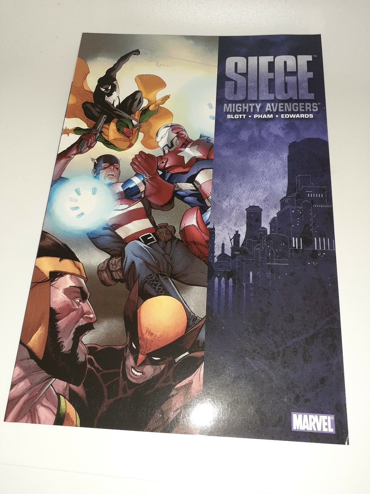 Marvel Siege Mighty Avengers TPB Unread 9.2 FREE SHIPPING