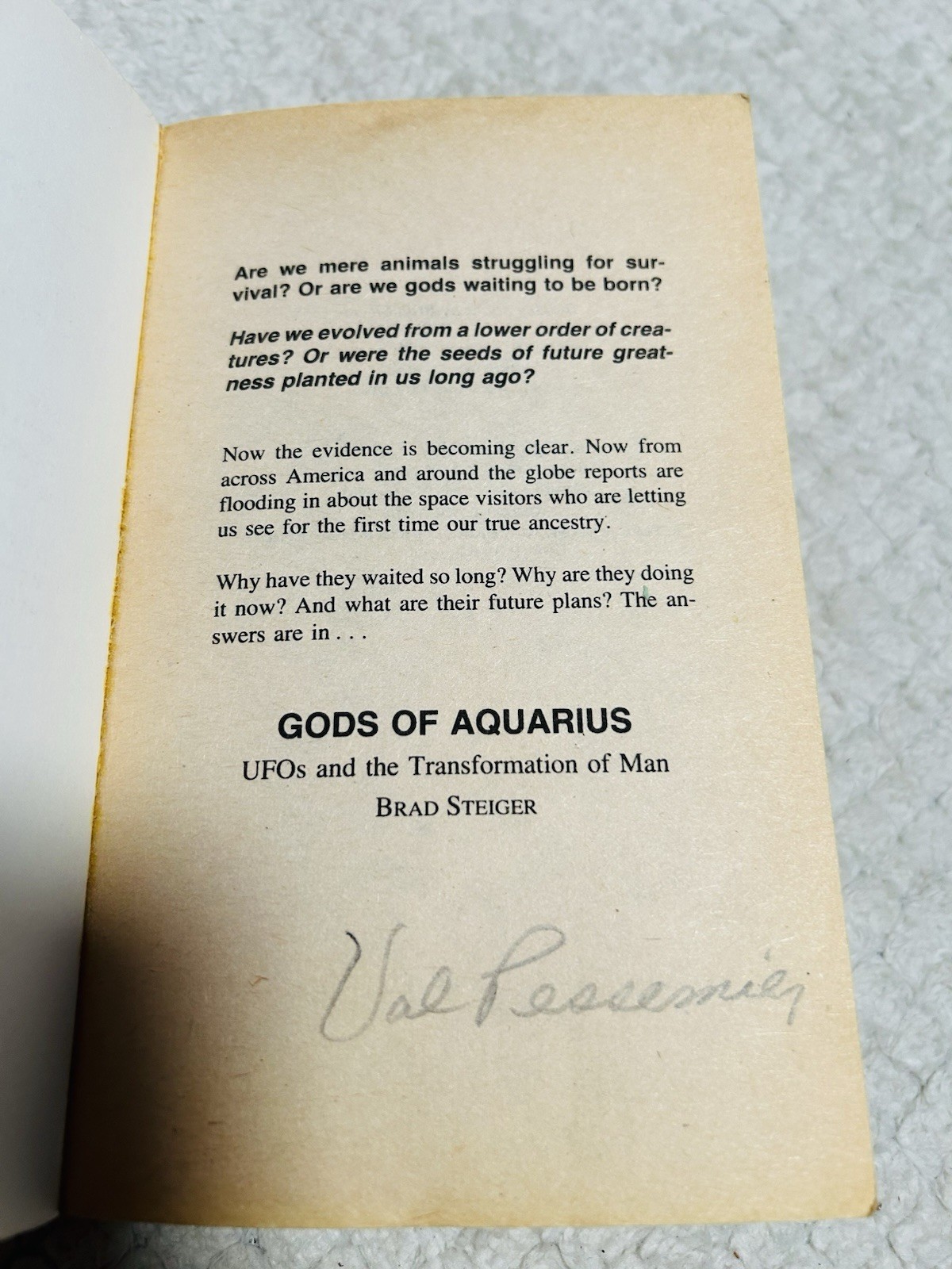 Gods of Aquarius by Brad Steiger 1983 Paperback 3rd Printing Good